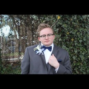 Meet your Posher, Aaron